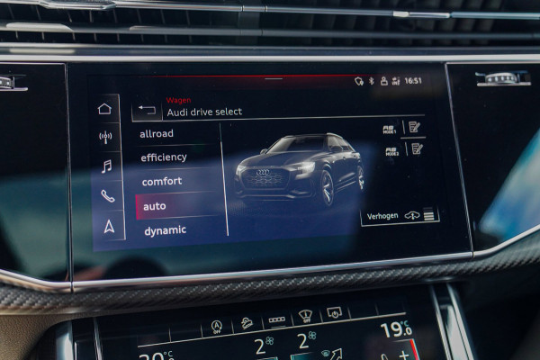 Audi RSQ8 4.0 TFSI RS Q8 Quattro | Massage | Carbon | Alcantara | Stoelkoeling/verwarming | Bang&Olufsen | Memory | 23 inch | NAP