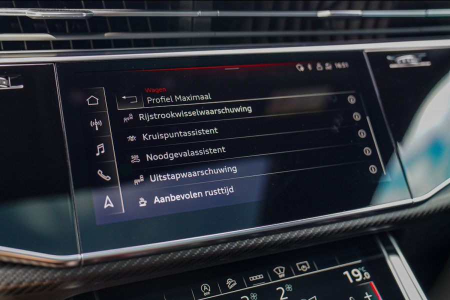 Audi RSQ8 4.0 TFSI RS Q8 Quattro | Massage | Carbon | Alcantara | Stoelkoeling/verwarming | Bang&Olufsen | Memory | 23 inch | NAP