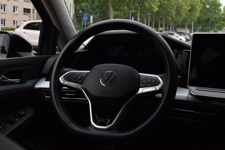 Volkswagen Golf 1.5 eTSI Goal|ACC|Stoel+stuurverw.|Carplay|Sfeer