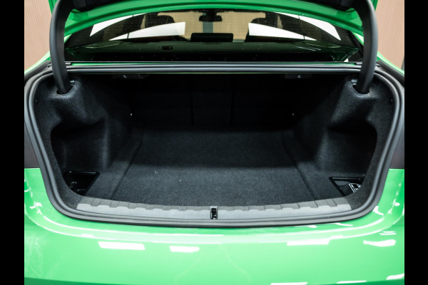 BMW 3 Serie M3 CS | Akra | 551 PK | Carbon Kuipstoelen | Harman Kardon  |