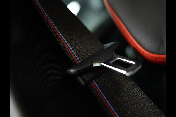 BMW 3 Serie M3 CS | Akra | 551 PK | Carbon Kuipstoelen | Harman Kardon  |