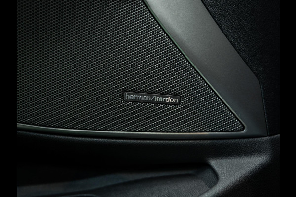 BMW 3 Serie M3 CS | Akra | 551 PK | Carbon Kuipstoelen | Harman Kardon  |