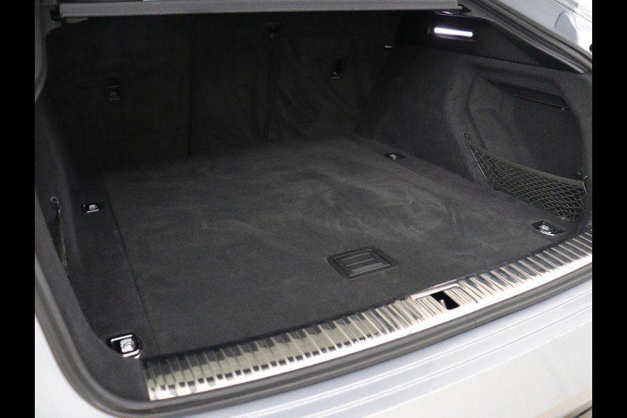 Audi e-tron Sportback 50 quattro S edition 71 kWh | SOH 90.4 | Panoramadak | Adaptive cruise | Matrix LED | Elek. Stoelen | Memory | Stoelverwarming | Camera | DAB |