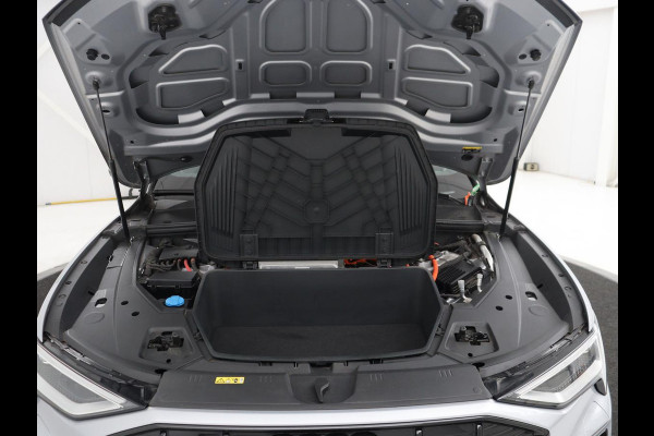 Audi e-tron Sportback 50 quattro S edition 71 kWh | SOH 90.4 | Panoramadak | Adaptive cruise | Matrix LED | Elek. Stoelen | Memory | Stoelverwarming | Camera | DAB |