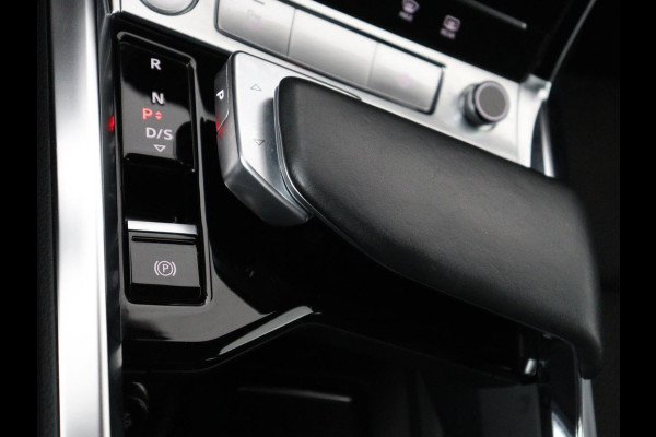 Audi e-tron Sportback 50 quattro S edition 71 kWh | SOH 90.4 | Panoramadak | Adaptive cruise | Matrix LED | Elek. Stoelen | Memory | Stoelverwarming | Camera | DAB |