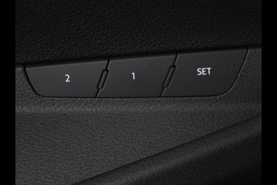 Audi e-tron Sportback 50 quattro S edition 71 kWh | SOH 90.4 | Panoramadak | Adaptive cruise | Matrix LED | Elek. Stoelen | Memory | Stoelverwarming | Camera | DAB |