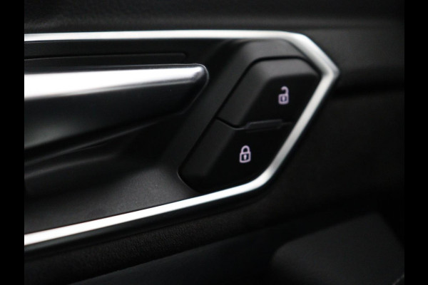 Audi e-tron Sportback 50 quattro S edition 71 kWh | SOH 90.4 | Panoramadak | Adaptive cruise | Matrix LED | Elek. Stoelen | Memory | Stoelverwarming | Camera | DAB |