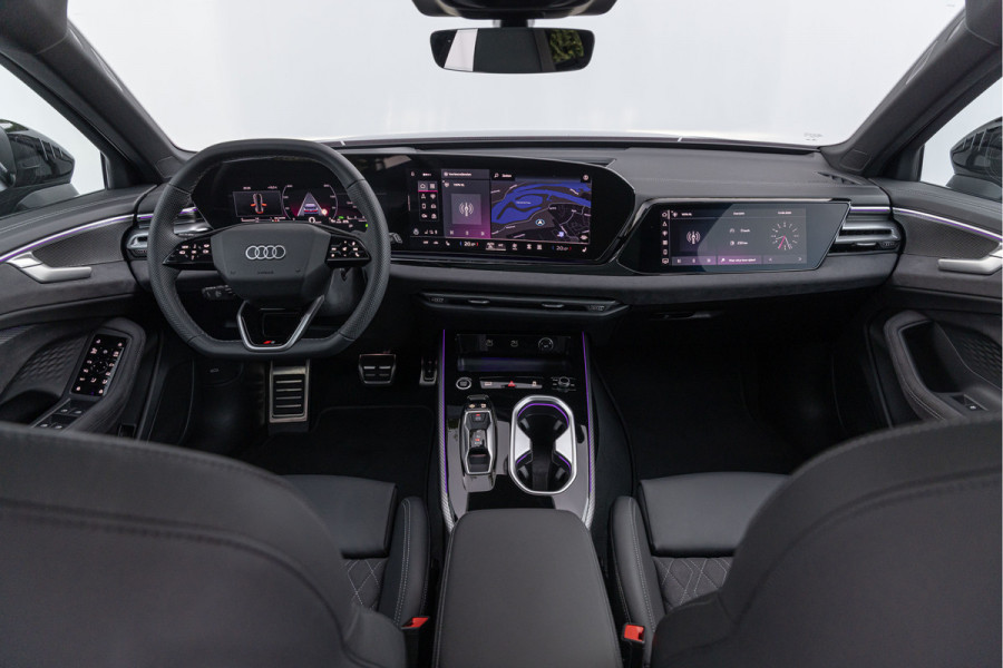 Audi A6 Avant 3.0 TFSI 367pk Quattro S-line Pano B&O Trekhaak Tech-plus