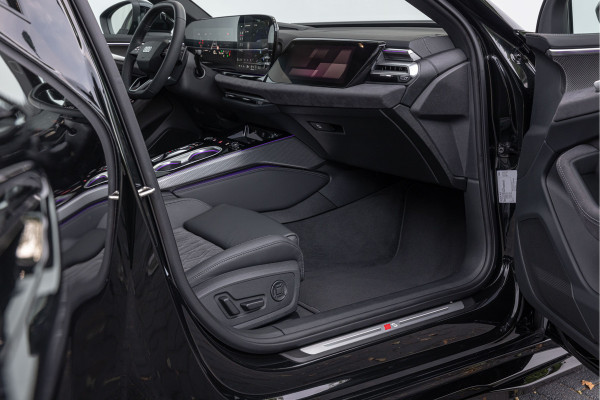 Audi A6 Avant 3.0 TFSI 367pk Quattro S-line Pano B&O Trekhaak Tech-plus