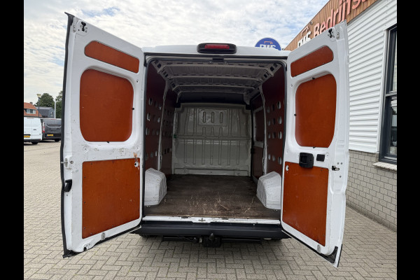Fiat Ducato 30 2.3 MultiJet L2H2 / vaste prijs rijklaar € 14.950 ex btw / lease vanaf € 252 / lichtmetalen velgen / cruise en climate control / trekhaak / camera / euro 6 / navi