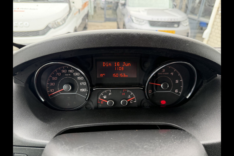 Fiat Ducato 30 2.3 MultiJet L2H2 / vaste prijs rijklaar € 14.950 ex btw / lease vanaf € 252 / lichtmetalen velgen / cruise en climate control / trekhaak / camera / euro 6 / navi