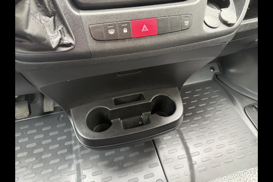 Fiat Ducato 30 2.3 MultiJet L2H2 / vaste prijs rijklaar € 14.950 ex btw / lease vanaf € 252 / lichtmetalen velgen / cruise en climate control / trekhaak / camera / euro 6 / navi