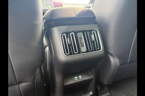 BYD SEAL U 1.5 DM-i FWD Boost PHEV Fabrieksgarantie 04-2032 (BOVAG/RIJKLAARPRIJS)