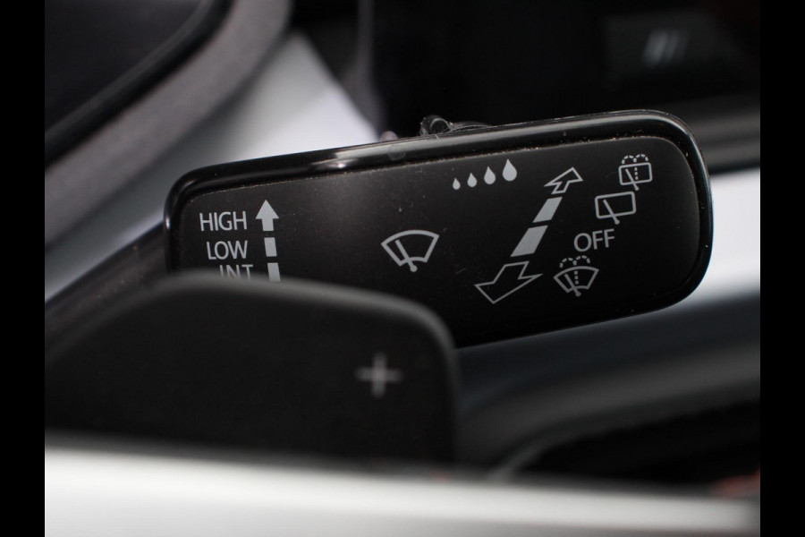 Seat Ibiza 1.0 EcoTSI 110pk DSG FR Navigatie Apple Carplay/Android Auto Climate Control Camera Adaptive Cruise Control