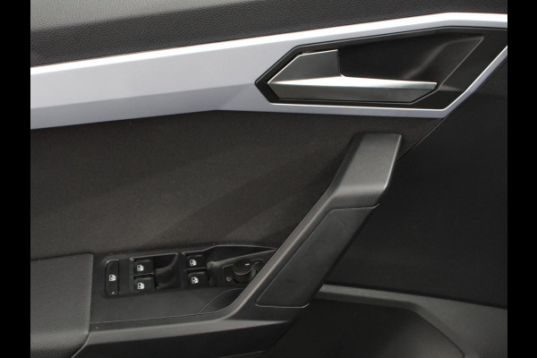 Seat Ibiza 1.0 EcoTSI 110pk DSG FR Navigatie Apple Carplay/Android Auto Climate Control Camera Adaptive Cruise Control