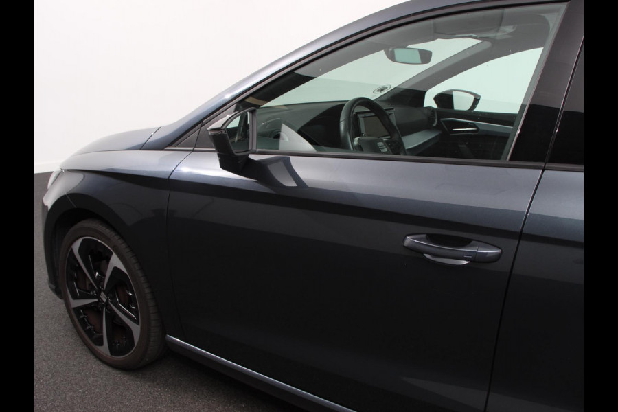Seat Ibiza 1.0 EcoTSI 110pk DSG FR Navigatie Apple Carplay/Android Auto Climate Control Camera Adaptive Cruise Control