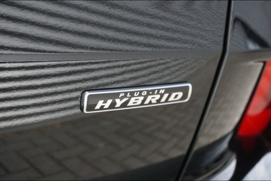 Ford Kuga 225PK PHEV ST-Line X ALLSEASONS | WINTERPACK | SPORTIEF