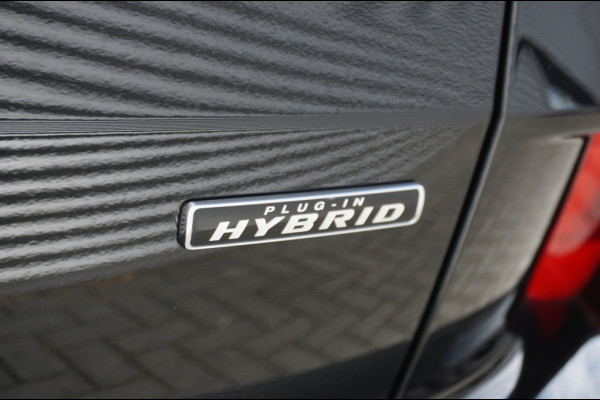 Ford Kuga 225PK PHEV ST-Line X ALLSEASONS | WINTERPACK | SPORTIEF