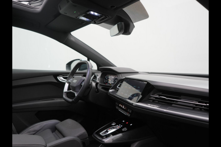 Audi Q4 e-tron 45 Quattro S Line 82 kWh 265pk Dealer O.H. | Trekhaak Af Fabriek | Panodak | Adaptive Cruise | Camera | Sportstoelen Memory & Verwarmd | Sfeerverlichting | Keyless | Navigatie | DAB |