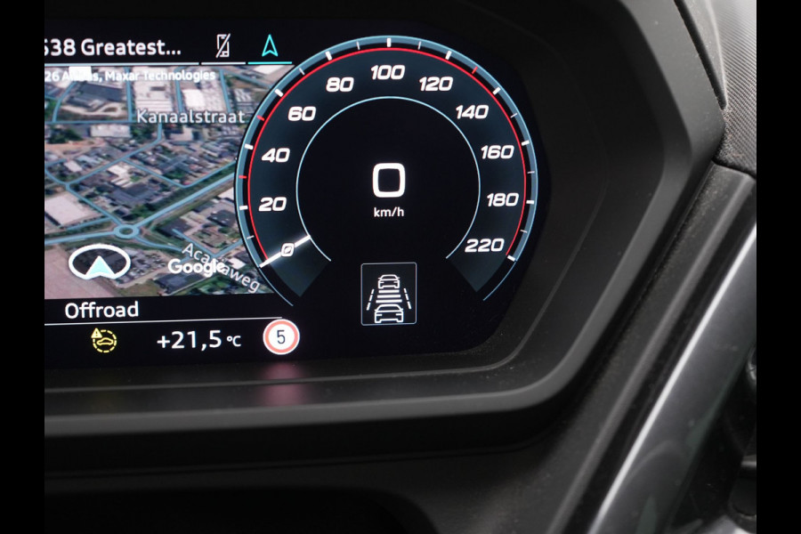 Audi Q4 e-tron 45 Quattro S Line 82 kWh 265pk Dealer O.H. | Trekhaak Af Fabriek | Panodak | Adaptive Cruise | Camera | Sportstoelen Memory & Verwarmd | Sfeerverlichting | Keyless | Navigatie | DAB |