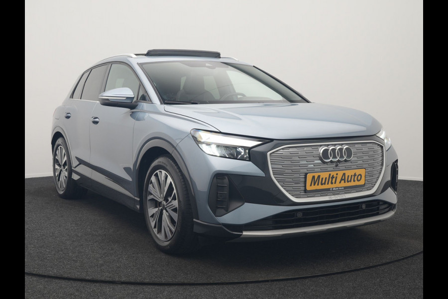 Audi Q4 e-tron 45 Quattro S Line 82 kWh 265pk Dealer O.H. | Trekhaak Af Fabriek | Panodak | Adaptive Cruise | Camera | Sportstoelen Memory & Verwarmd | Sfeerverlichting | Keyless | Navigatie | DAB |