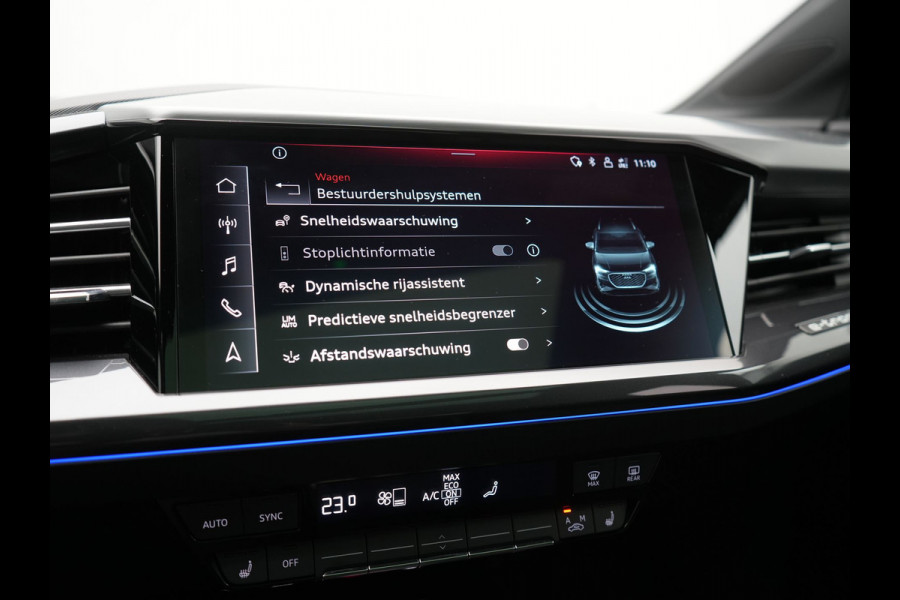 Audi Q4 e-tron 45 Quattro S Line 82 kWh 265pk Dealer O.H. | Trekhaak Af Fabriek | Panodak | Adaptive Cruise | Camera | Sportstoelen Memory & Verwarmd | Sfeerverlichting | Keyless | Navigatie | DAB |