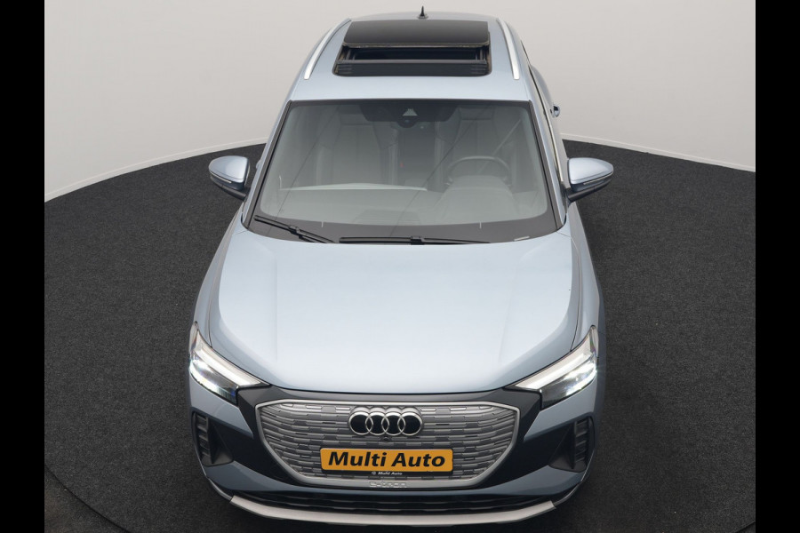 Audi Q4 e-tron 45 Quattro S Line 82 kWh 265pk Dealer O.H. | Trekhaak Af Fabriek | Panodak | Adaptive Cruise | Camera | Sportstoelen Memory & Verwarmd | Sfeerverlichting | Keyless | Navigatie | DAB |