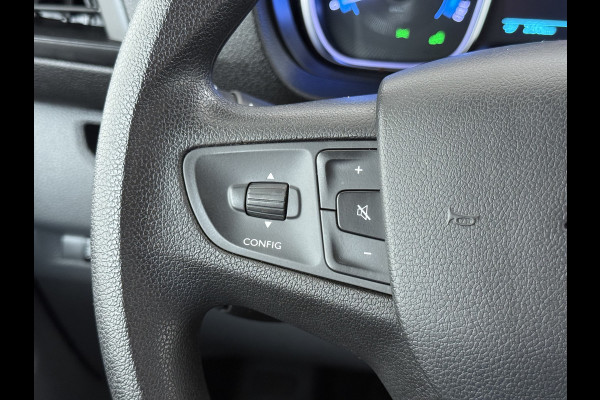 Opel Vivaro-e L2H1 75kWh Autom. 3-Persoons 360°Camera Navi Imperiaal Trekhaak Apple Carplay Android Auto Pdc Cruise Control SOH 88.5% DAB Bluetooth Betonplex Vloer Wandbetimmering Schuifdeur Regen-Lichtsensor 1.000KG Trekgewicht 1e Eigenaar Dealeronderhouden