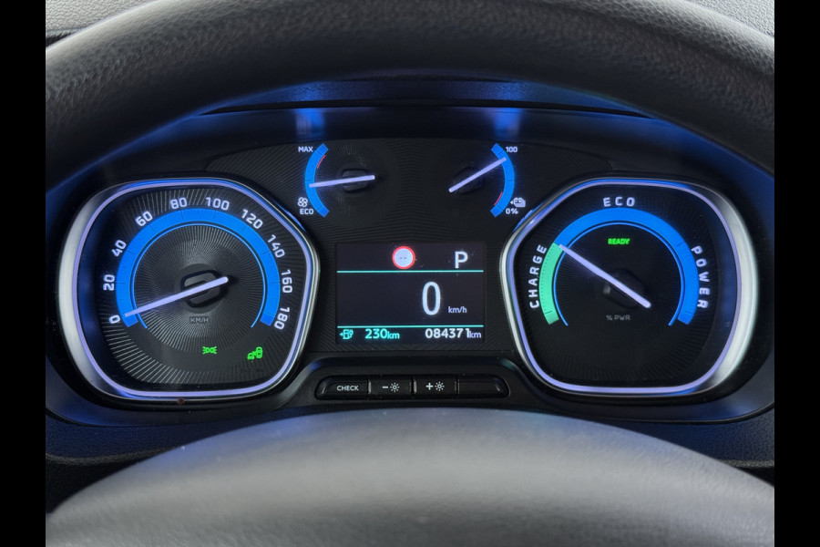 Opel Vivaro-e L2H1 75kWh Autom. 3-Persoons 360°Camera Navi Imperiaal Trekhaak Apple Carplay Android Auto Pdc Cruise Control SOH 88.5% DAB Bluetooth Betonplex Vloer Wandbetimmering Schuifdeur Regen-Lichtsensor 1.000KG Trekgewicht 1e Eigenaar Dealeronderhouden
