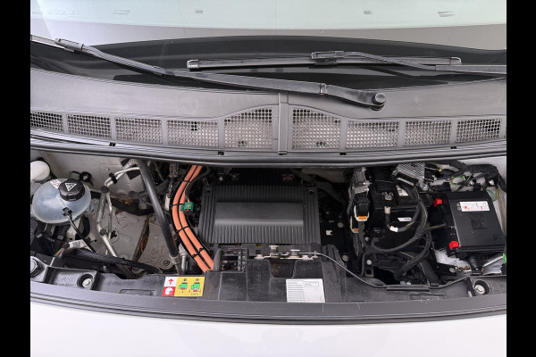 Opel Vivaro-e L2H1 75kWh Autom. 3-Persoons 360°Camera Navi Imperiaal Trekhaak Apple Carplay Android Auto Pdc Cruise Control SOH 88.5% DAB Bluetooth Betonplex Vloer Wandbetimmering Schuifdeur Regen-Lichtsensor 1.000KG Trekgewicht 1e Eigenaar Dealeronderhouden