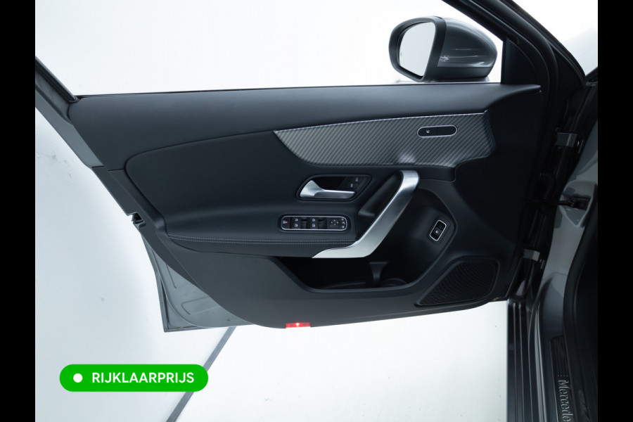 Mercedes-Benz A-Klasse 250 e Business Solution Luxury 218 PK | Adaptieve Cruise | Stoel- & Stuurverwarming | Camara | Navigatie | App. connect | Climate control | Automatisch inparkeren