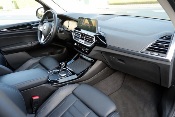 BMW X3 xDrive20i High Ex. Hybride / INCL. 12 mnd BOVAG