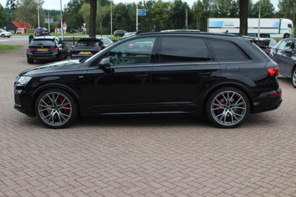 Audi Q7 60 TFSI e quattro Pro Line S Competition / Trekhaak / Panoramadak / 360Camera / Head-up / Softclose / Laser LED / Luchtvering / 22'' / B&O / RS Seats / Keyless / Stuur+Stoelverwarming / Dodehoek / DAB / ACC