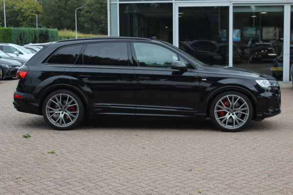 Audi Q7 60 TFSI e quattro Pro Line S Competition / Trekhaak / Panoramadak / 360Camera / Head-up / Softclose / Laser LED / Luchtvering / 22'' / B&O / RS Seats / Keyless / Stuur+Stoelverwarming / Dodehoek / DAB / ACC
