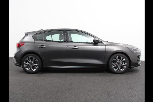 Ford Focus 1.0 Focus 125 PK HB ST-Line Automaat Navigatie Climate control cruise control Carplay LM velgen Parkeersensoren Led Matrix koplampen