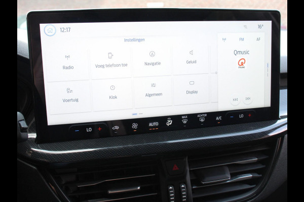 Ford Focus 1.0 Focus 125 PK HB ST-Line Automaat Navigatie Climate control cruise control Carplay LM velgen Parkeersensoren Led Matrix koplampen