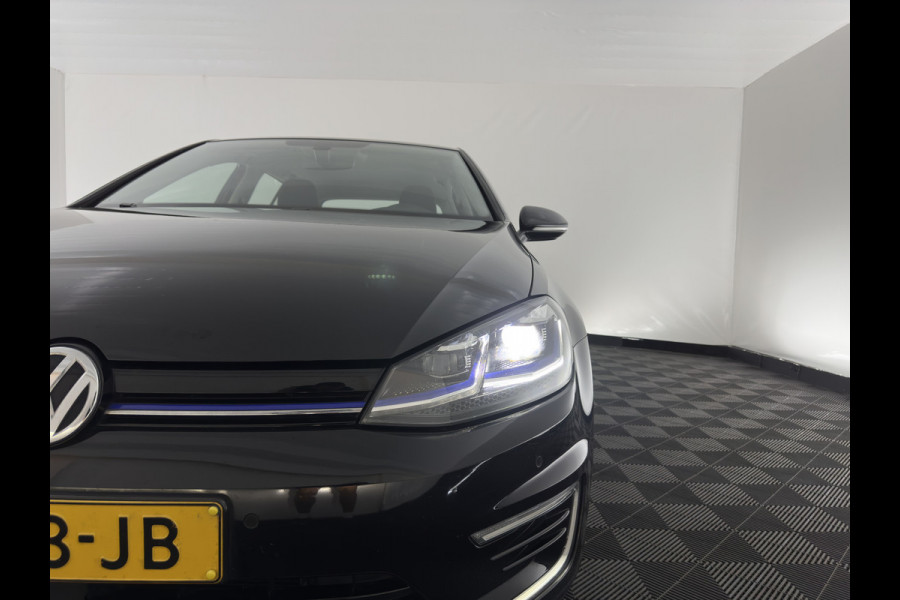 Volkswagen e-Golf e-Golf * FULL-LED | NAVI-FULLMAP | KEYLESS | AMBIENT-LIGHT | ECC |  PDC | 16''ALU*