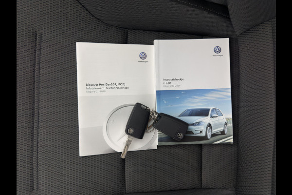 Volkswagen e-Golf e-Golf * FULL-LED | NAVI-FULLMAP | KEYLESS | AMBIENT-LIGHT | ECC |  PDC | 16''ALU*