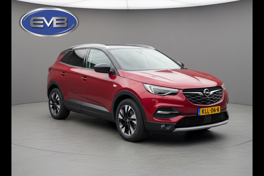 Opel Grandland X 1.2 Turbo Ultimate, 31000 km, achteruitrijcamera, trekhaak, navigatie, 1/2 leder, nieuwstaat