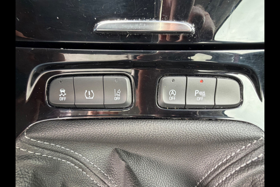 Opel Grandland X 1.2 Turbo Ultimate, 31000 km, achteruitrijcamera, trekhaak, navigatie, 1/2 leder, nieuwstaat