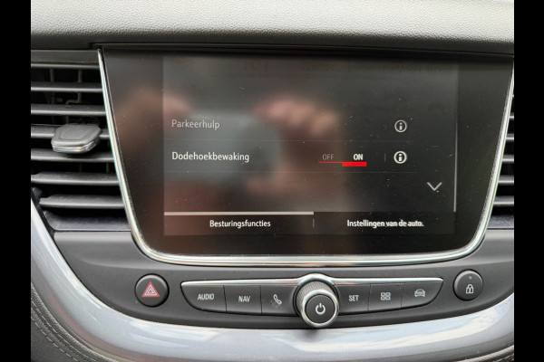 Opel Grandland X 1.2 Turbo Ultimate, 31000 km, achteruitrijcamera, trekhaak, navigatie, 1/2 leder, nieuwstaat