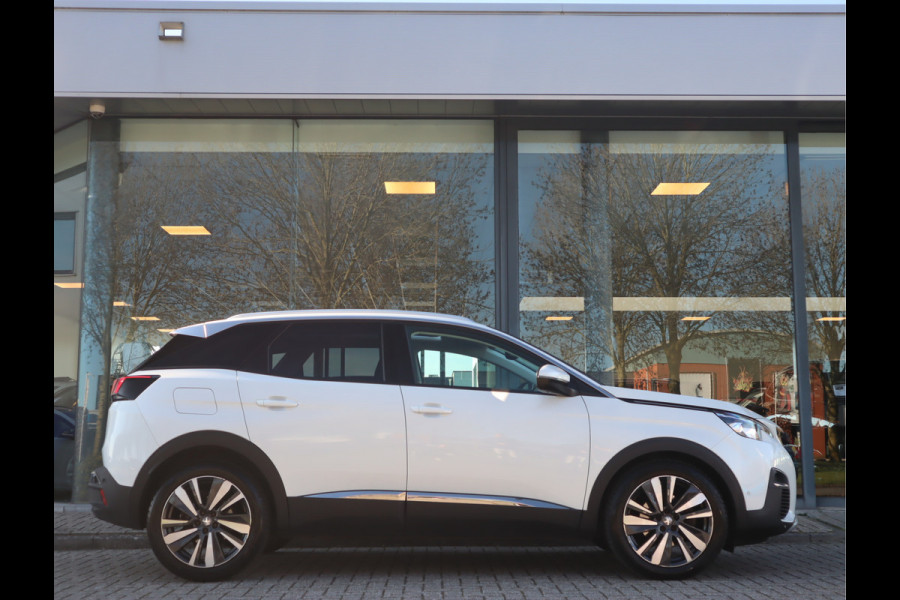 Peugeot 3008 Allure Navi / Pano / Climate / Pdc Nieuwe D-riem/ All-season banden/ Keurige auto