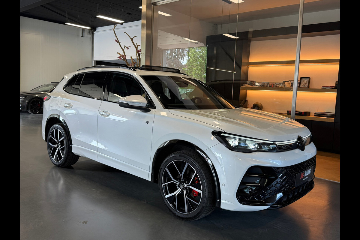Volkswagen Tiguan 1.5 eTSI R-Line Pano 360Cam. Elec.Trekhaak