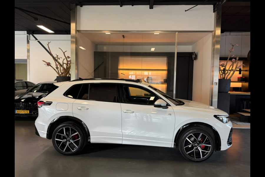 Volkswagen Tiguan 1.5 eTSI R-Line Pano 360Cam. Elec.Trekhaak