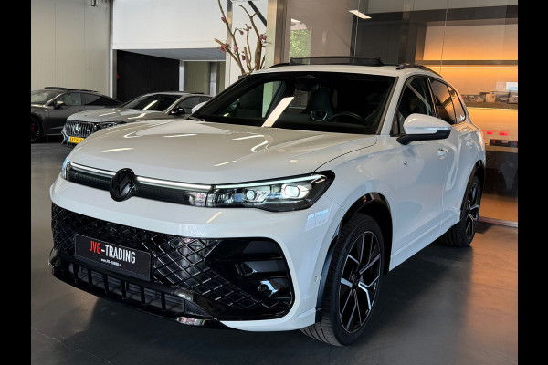 Volkswagen Tiguan 1.5 eTSI R-Line Pano 360Cam. Elec.Trekhaak