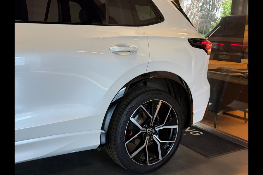 Volkswagen Tiguan 1.5 eTSI R-Line Pano 360Cam. Elec.Trekhaak