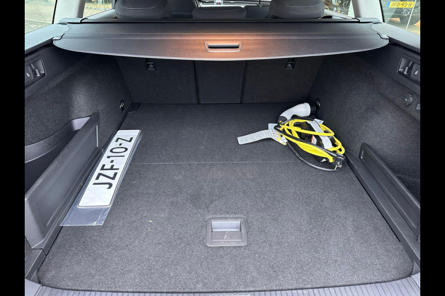 Volkswagen Passat Variant 1.4 TSI PHEV GTE Business | SOH: 95,1% | Trekhaak 1.600kg | Matrix LED | Adaptive CC | Climate V+A | Navi |