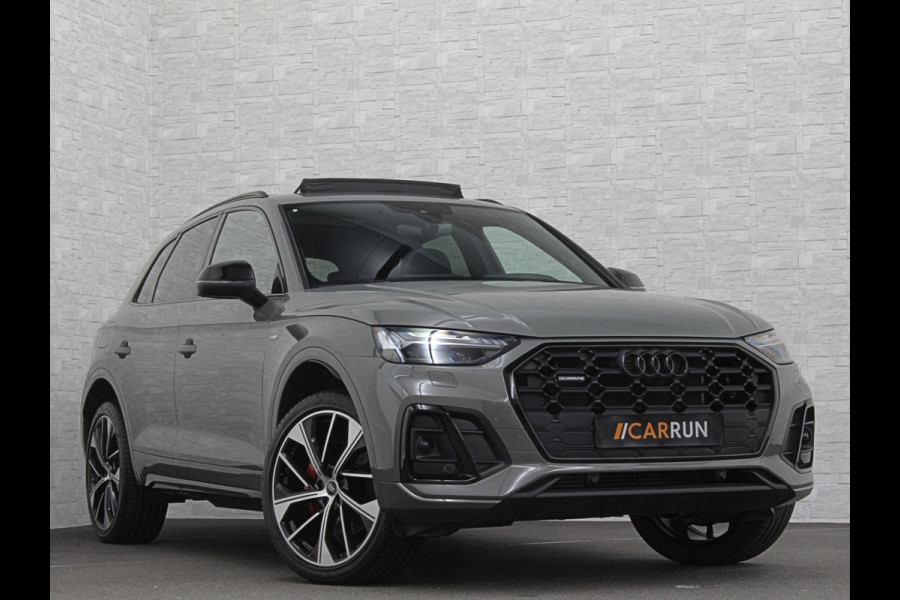 Audi Q5 55 367pk Competition #RS-Leder | ACC | Panorama | Lane Assist | 21" | Sfeerverlichting | Camera | Carplay | Stuurwielverwarming | Black Optic | Draadloos laden | Sportstoelen | 91000,= Nw.Pr. | 10-2024 | 23dkm! | Fabr. Garantie.