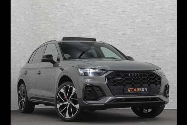 Audi Q5 55 367pk Competition #RS-Leder | ACC | Panorama | Lane Assist | 21" | Sfeerverlichting | Camera | Carplay | Stuurwielverwarming | Black Optic | Draadloos laden | Sportstoelen | 91000,= Nw.Pr. | 10-2024 | 23dkm! | Fabr. Garantie.