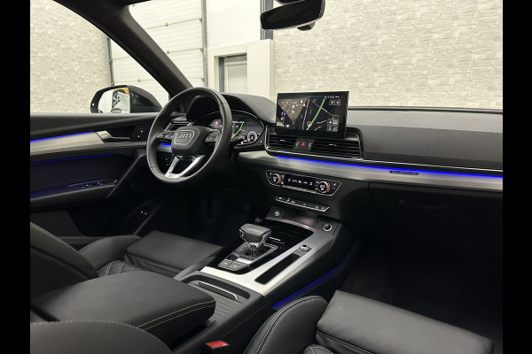 Audi Q5 55 367pk Competition #RS-Leder | ACC | Panorama | Lane Assist | 21" | Sfeerverlichting | Camera | Carplay | Stuurwielverwarming | Black Optic | Draadloos laden | Sportstoelen | 91000,= Nw.Pr. | 10-2024 | 23dkm! | Fabr. Garantie.